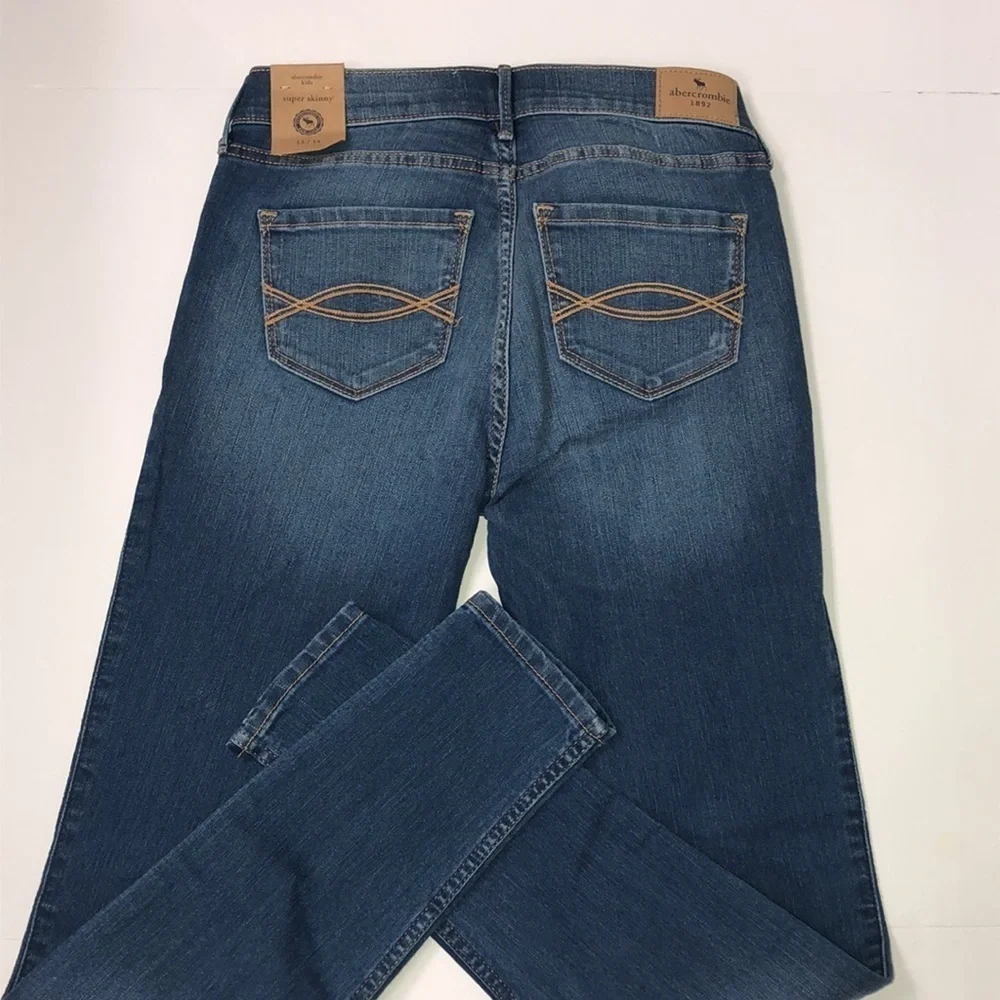 ABERCROMBIE KIDS SUPER SKINNY JEANS